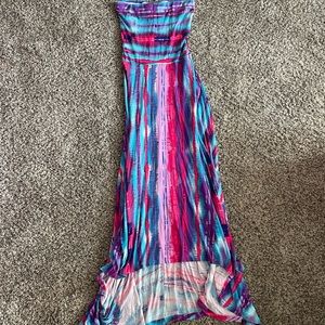 Maxi dress size small